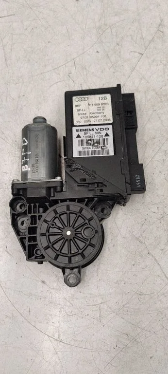 Front door window regulator motor 8E1959802B