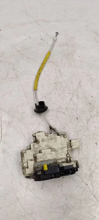 Rear door lock 8E0839016AA