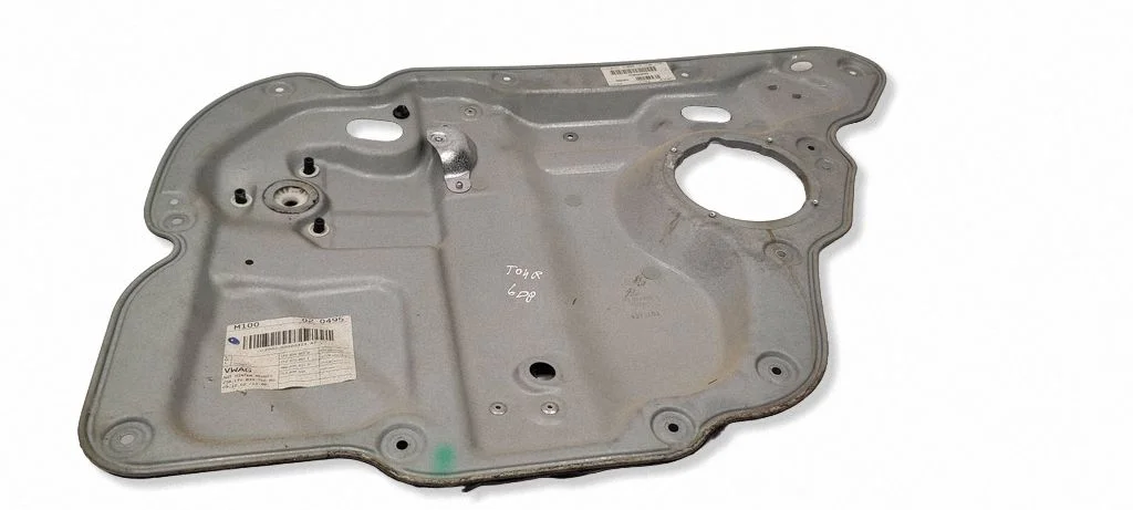 Rear door window regulator with motor 1T0839462G