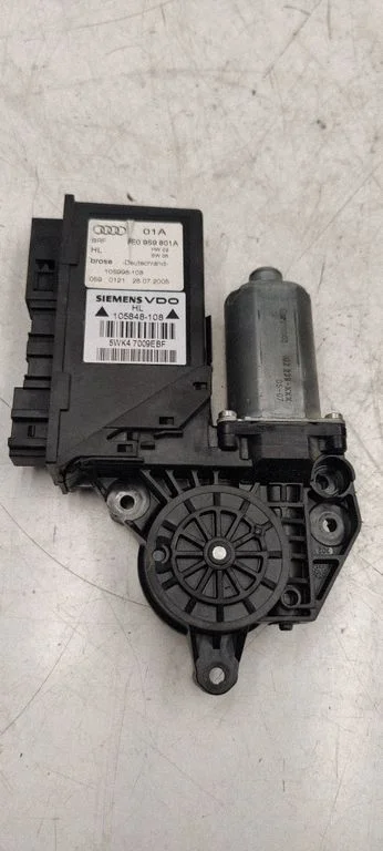 Rear door window regulator motor 8E0959801A