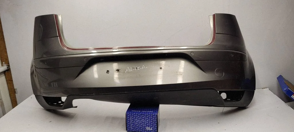 Rear bumper 5P0807421B