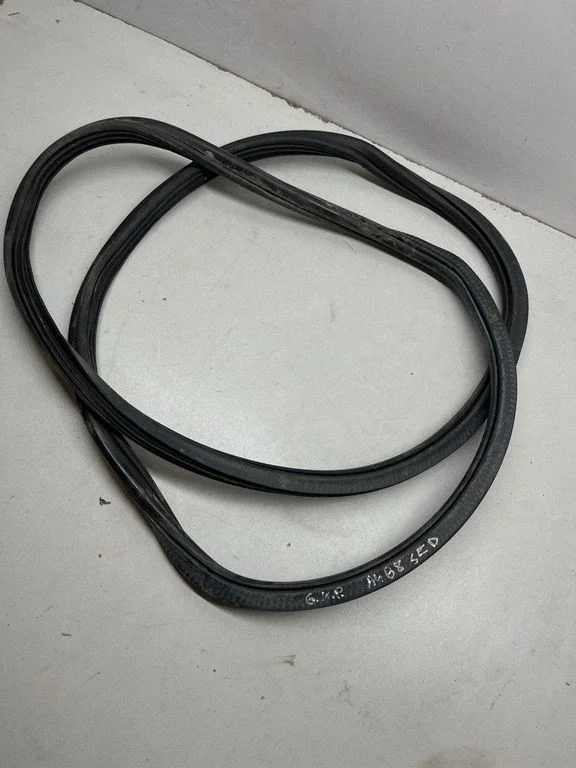 Rear door rubber seal (on body) 8K5838721E