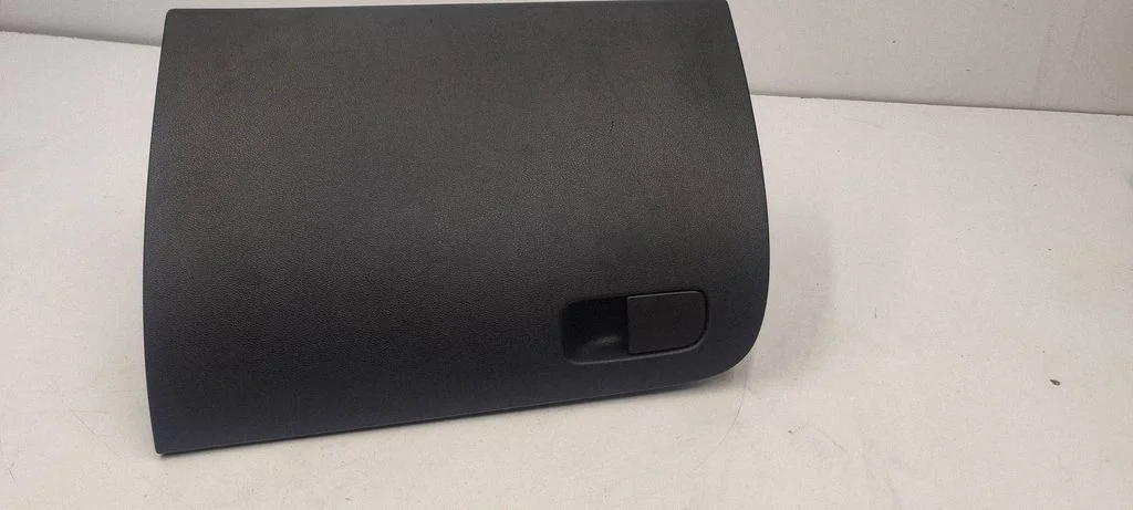 Glove box 5E1857121A