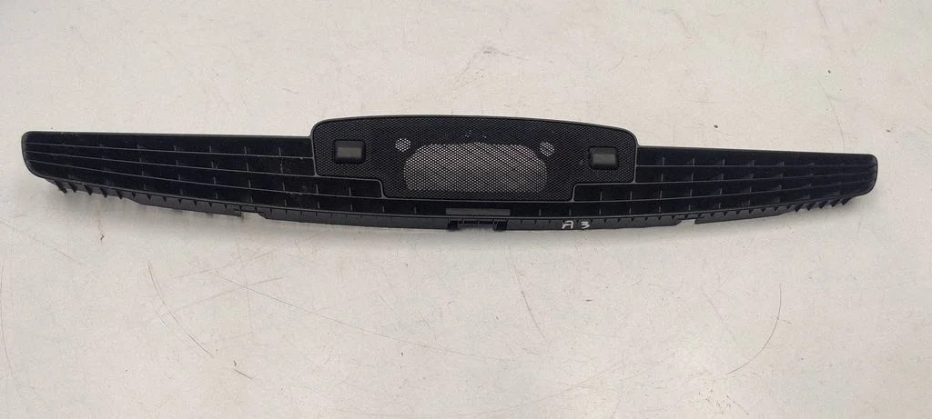Armatuurlaua õhutusresti kate – Audi A3 S3 8P (2003-2012)