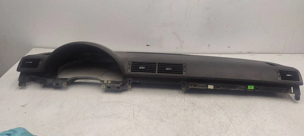 Dashboard 8E1858041