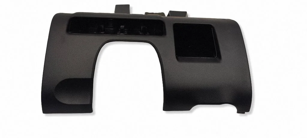 Dashboard lower bottom trim panel 8E1863075C