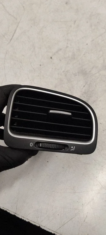 Dashboard side air vent grill/cover trim 5K0819704