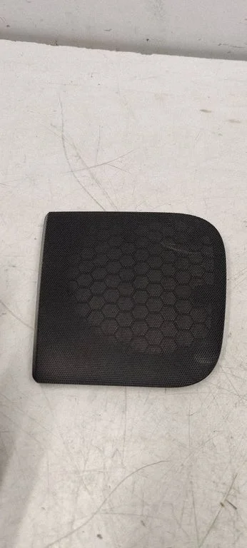Side speaker trim/cover 8E0035436
