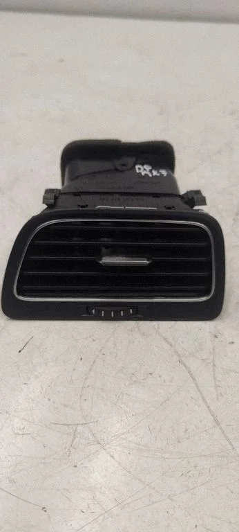 Sānu gaisa restītes 5G1819248B