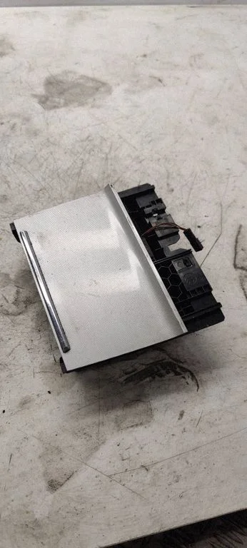 Ashtray (front) 5E0035502