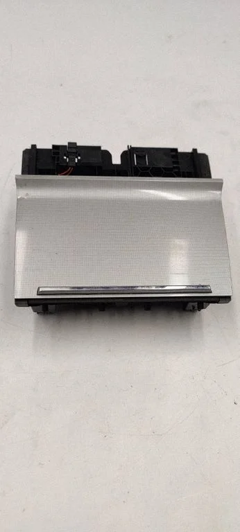 Ashtray (front) – Skoda Octavia Mk3 (5E) (2013-2019)