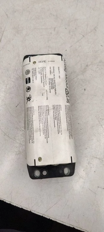 Passenger airbag 20MA000700
