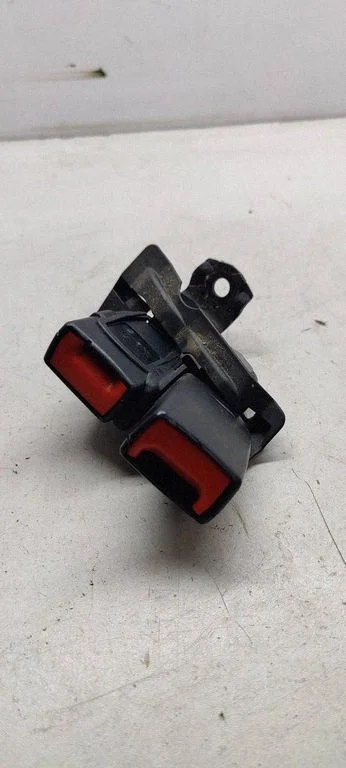 Rear seatbelt buckle 8k0857797
