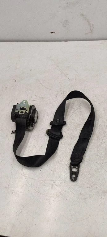 Front seatbelt 8E0857706F