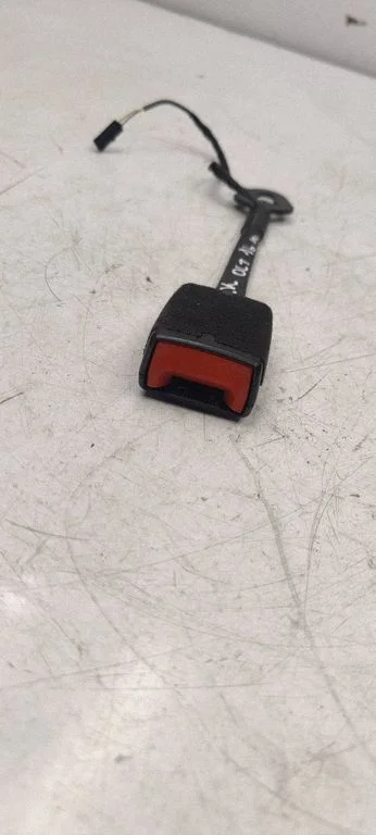 Front seatbelt buckle 5G3857755B