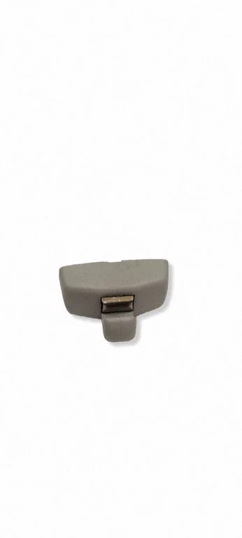 Päikesesirmi kinnitusklamber 3B0857561B