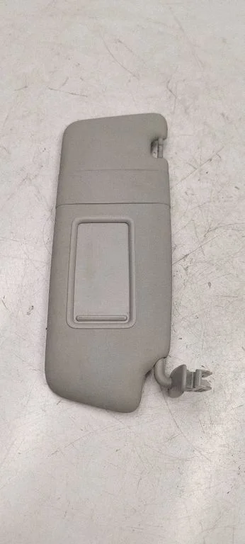 Sun visor 8P0857552