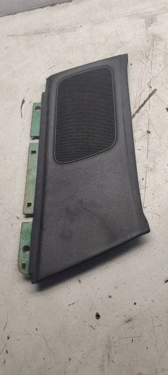 (A) pillar trim 8h0867084
