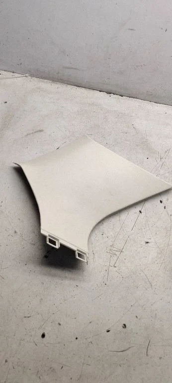 (D)pillar trim (top) – Volkswagen Passat CC (2008-2016)