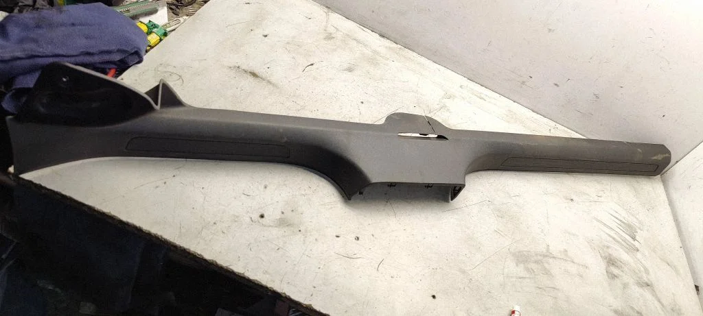 Front sill trim cover 3g0853372G