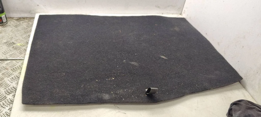 Trunk/boot mat liner 1K9863433