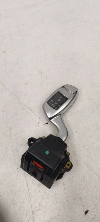 Gear shift switch/knob – BMW 7 Series E65 E66 (2001-2008)