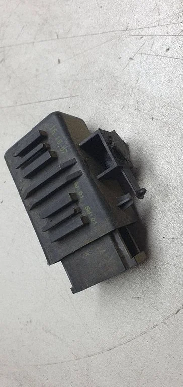 Seat heating relay – Volkswagen Passat B6 (2005-2010)