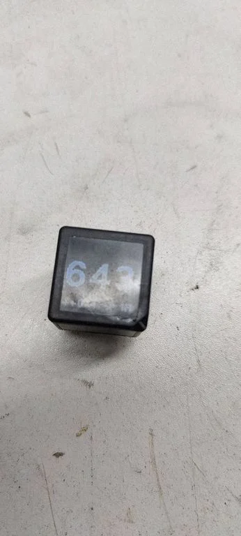 Other relay 8k0951253
