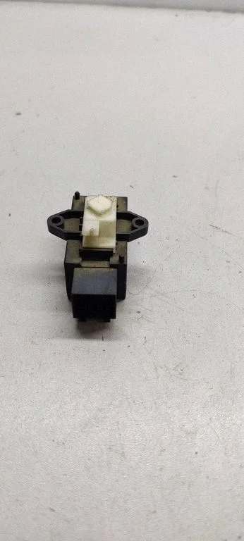 Seat heating relay – Volkswagen Golf Plus (2005-2013)
