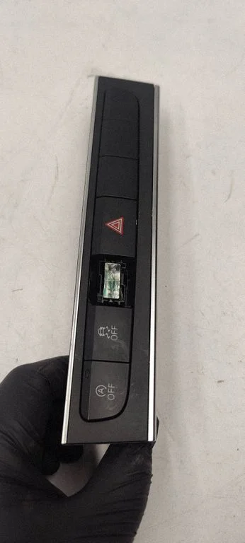 Hazard light switch