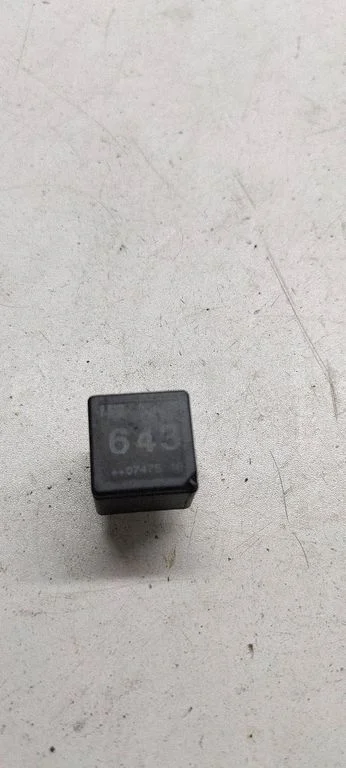 Other relay 8k0951253