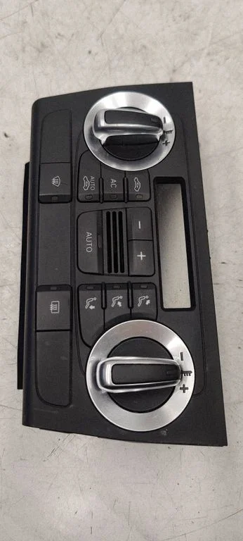 Climate control unit 8P0820043BM