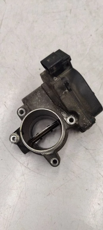 Throttle valve 03L128063L