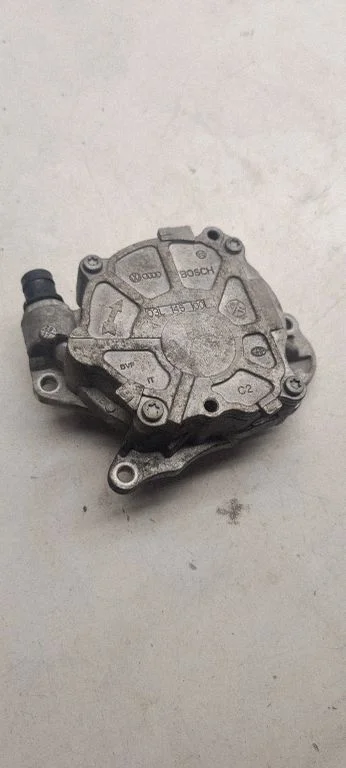 Vaakumpump 03L145100f
