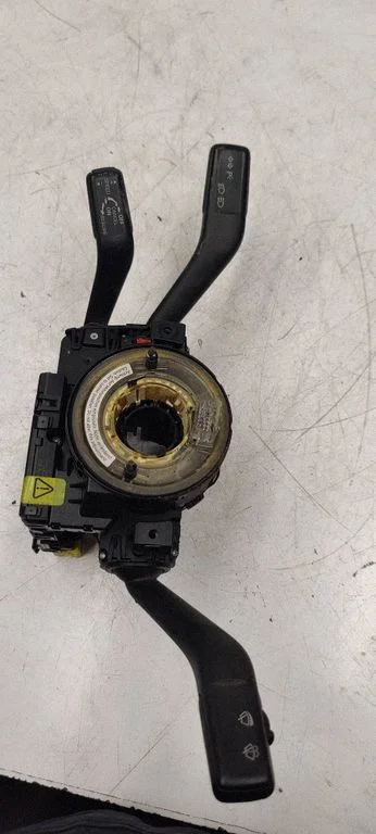 Wiper turn signal indicator stalk/switch 3C5953513B
