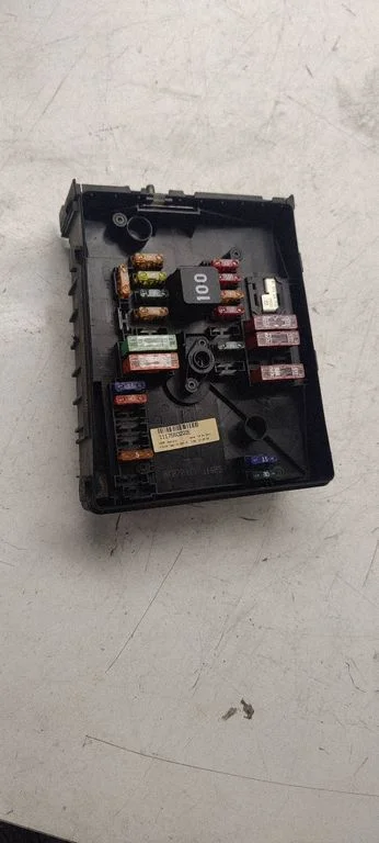 Fuse box set 1K0937125D