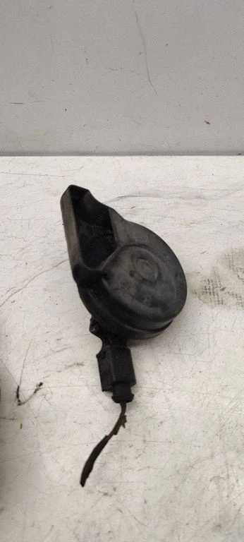 Horn signal A046522