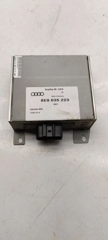 Helivõimendi – Audi A4 S4 B7 8E 8H (2005-2008)