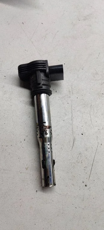 High voltage ignition coil 07k905715D