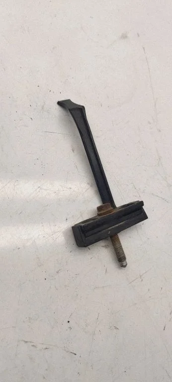 Battery bracket 8e0803123e
