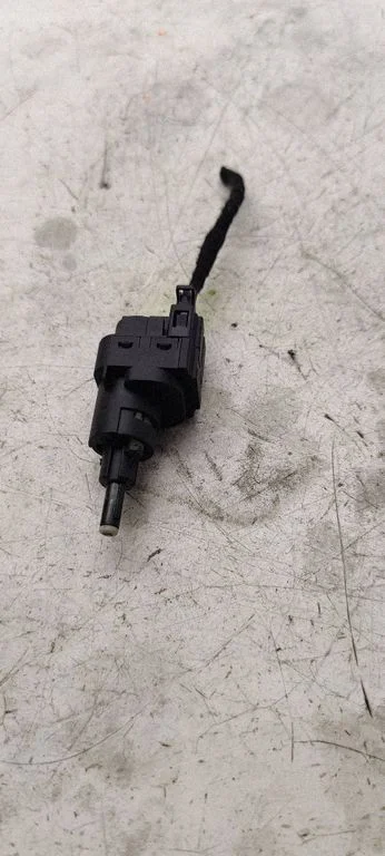 Clutch pedal sensor 987066055