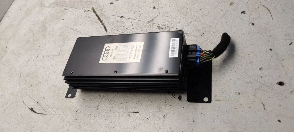 Sound amplifier 8H0035223