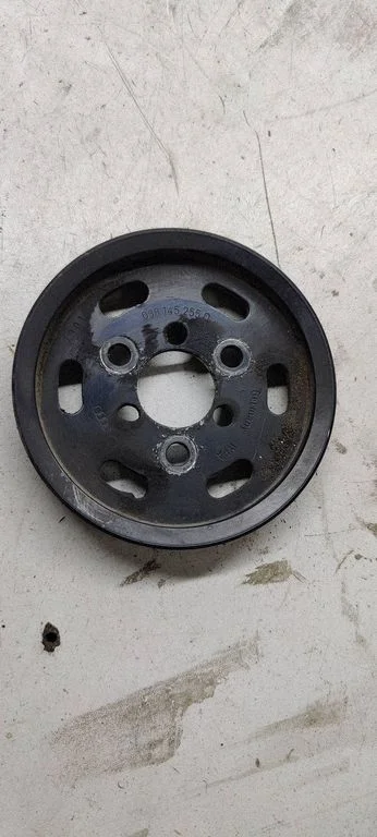 Power steering pump pulley – Volkswagen Passat B5.5 (2001-2005)