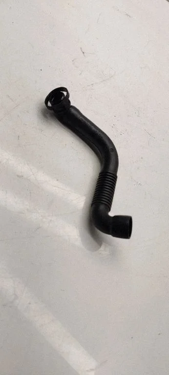 Breather/breather pipe/hose 03G103493q