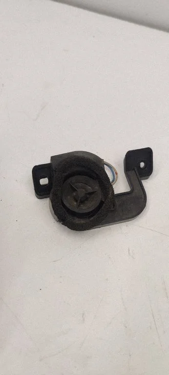 Front door high frequency speaker 86304AG210