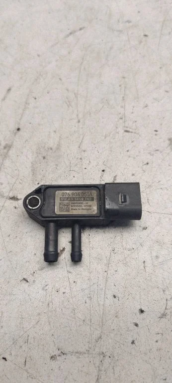 Exhaust gas pressure sensor 076906051A