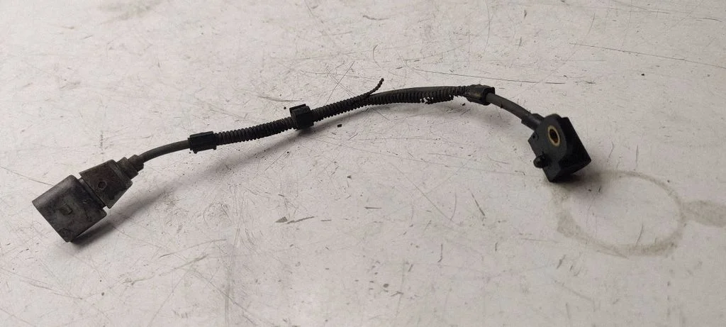 Camshaft position sensor 03G906433
