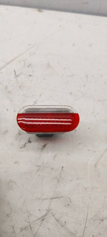 Front door interior light – Skoda Octavia Mk2 (1Z) (2004-2013)