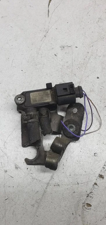 Exhaust gas pressure sensor 076906051A