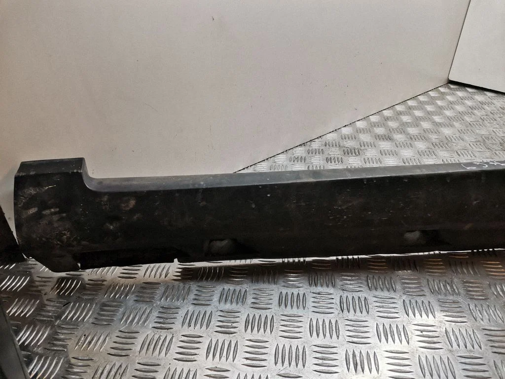 Other sill/pillar trim element – Volkswagen Passat B6 (2005-2010)